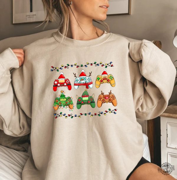 Video Game Controller Christmas Santa Hat Shirt Hoodie Sweatshirt Game Player Christmas T Shirt Christmas Gift For Gamer Unique revetee 4