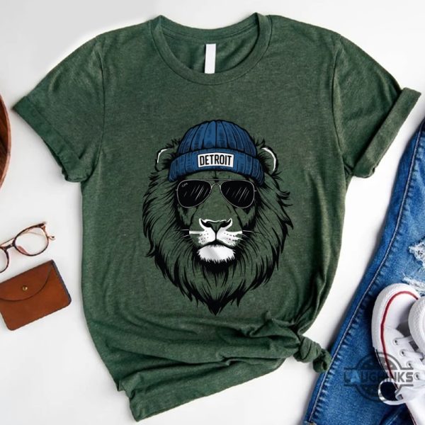 detroit lions wearing beanie vintage football shirt