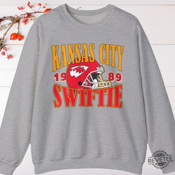 Kansas City Swiftie Retro Crewneck Sweatshirt Travis Kelce Taylor Swift Sweatshirt Gift For Fan Unique revetee 10