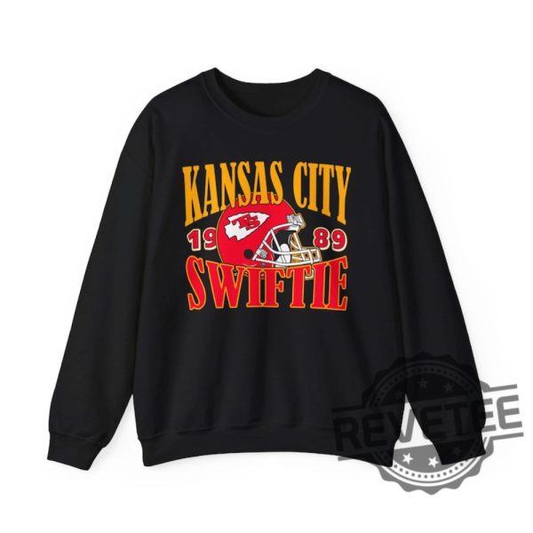 Kansas City Swiftie Retro Crewneck Sweatshirt Travis Kelce Taylor Swift Sweatshirt Gift For Fan Unique revetee 3