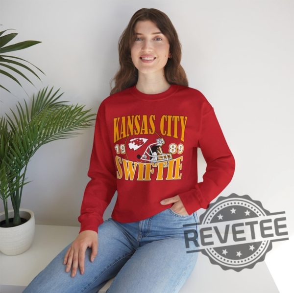 Kansas City Swiftie Retro Crewneck Sweatshirt Travis Kelce Taylor Swift Sweatshirt Gift For Fan Unique revetee 7