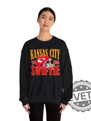 Kansas City Swiftie Retro Crewneck Sweatshirt Travis Kelce Taylor Swift Sweatshirt Gift For Fan Unique revetee 8