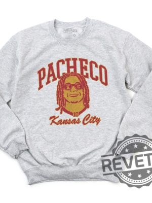 Kansas City Isiah Pacheco 10 Crewneck Sweatshirt Tshirt Hoodie Kc Isiah Pacheco Shirts Gifts For Fan Gift For Her Gift For Him Unique revetee 3