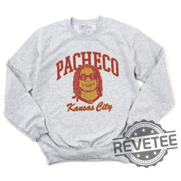 Kansas City Isiah Pacheco 10 Crewneck Sweatshirt Tshirt Hoodie Kc Isiah Pacheco Shirts Gifts For Fan Gift For Her Gift For Him Unique revetee 3