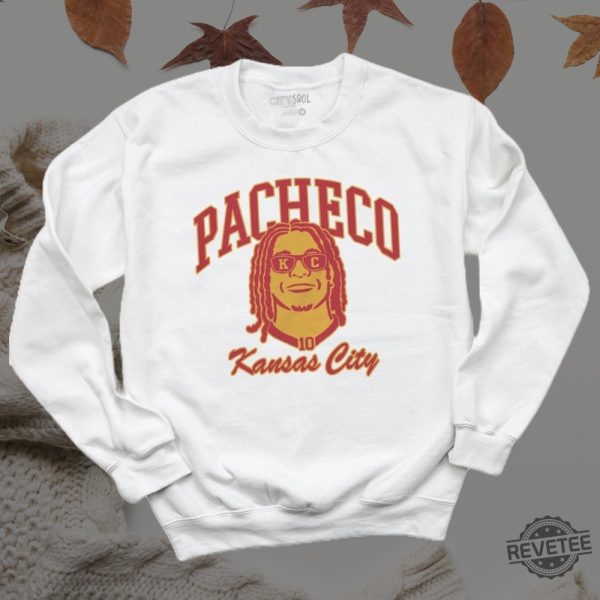 Kansas City Isiah Pacheco 10 Crewneck Sweatshirt Tshirt Hoodie Kc Isiah Pacheco Shirts Gifts For Fan Gift For Her Gift For Him Unique revetee 4