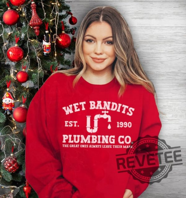 Retro Wet Bandits Plumbing Co Funny Marv Harry Shirts Christmas Home Alone Sweatshirt Hoodie Crewneck Sweater Cute Holiday Gifts For Him Her revetee 3