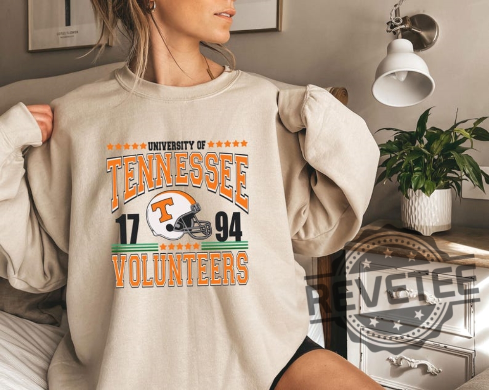 Vintage 90S Tennessee Volunteers Football T Shirt Hoodie Sweatshirt Tee Shirts Gifts For Fan Men Women Game Day Sweater Pullover Unique