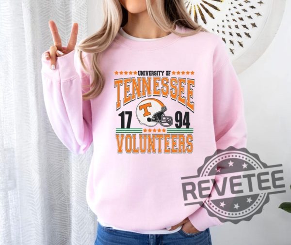 Vintage 90S Tennessee Volunteers Football T Shirt Hoodie Sweatshirt Tee Shirts Gifts For Fan Men Women Game Day Sweater Pullover Unique revetee 2