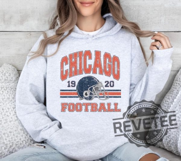 Vintage Chicago Bears Football Crewneck Sweatshirt T Shirt Retro Tee Gifts For Fan Men Women Shirts Tshirt Birthday Christmas Unique revetee 2