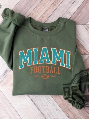 Vintage Miami Dolphins Crewneck Sweatshirt T Shirt Gifts For Fan Men Women Game Day Fans Gift Tee Shirts Sweater Pullover Birthday Unique revetee 5