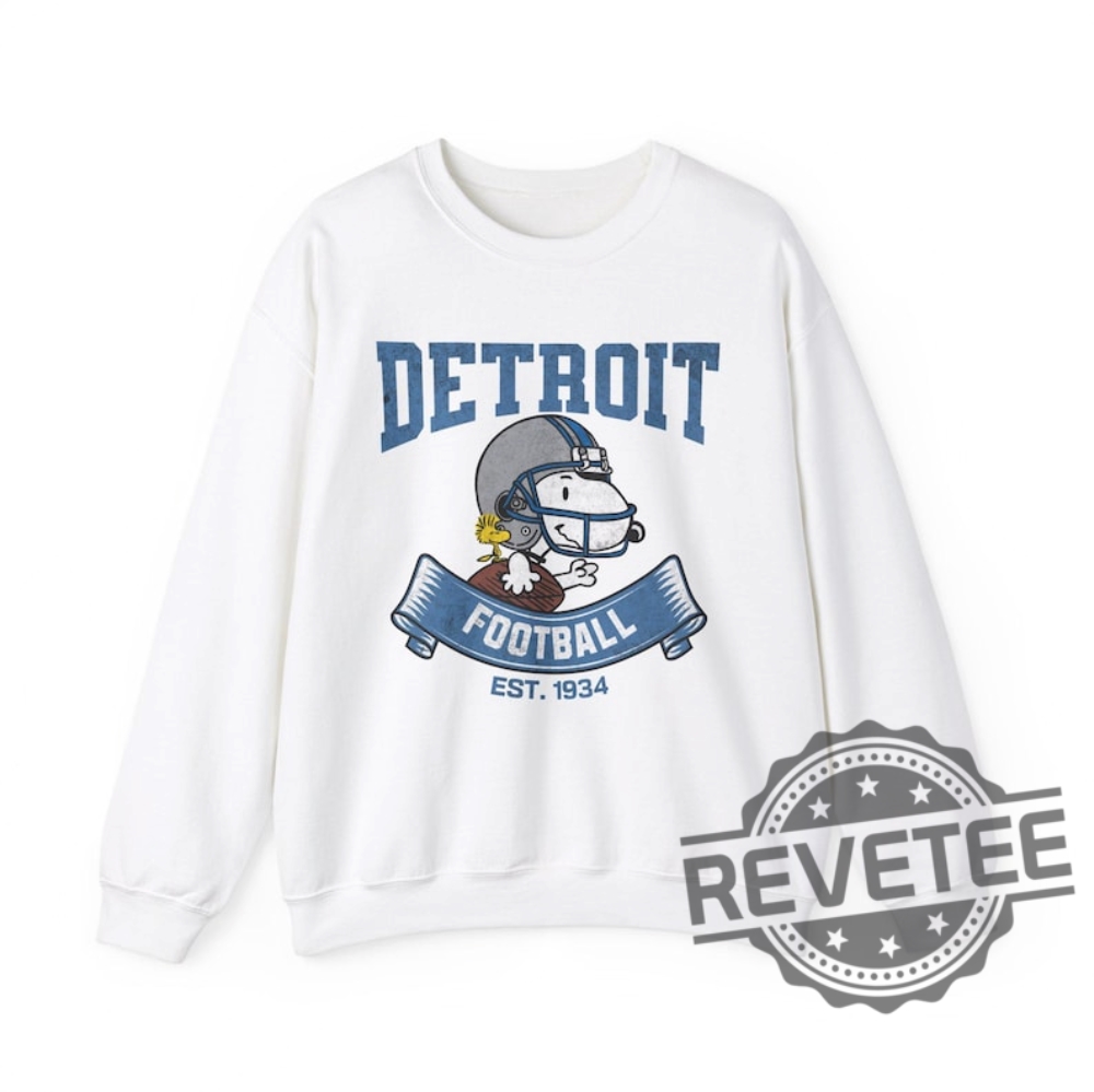 Peanuts Snoopy Detroit Lions Sweatshirt Hoodie T Shirt Crewneck Charlie Brown Gift For Detroit Lion Fan Men Women Tee Gifts Men Women Unique