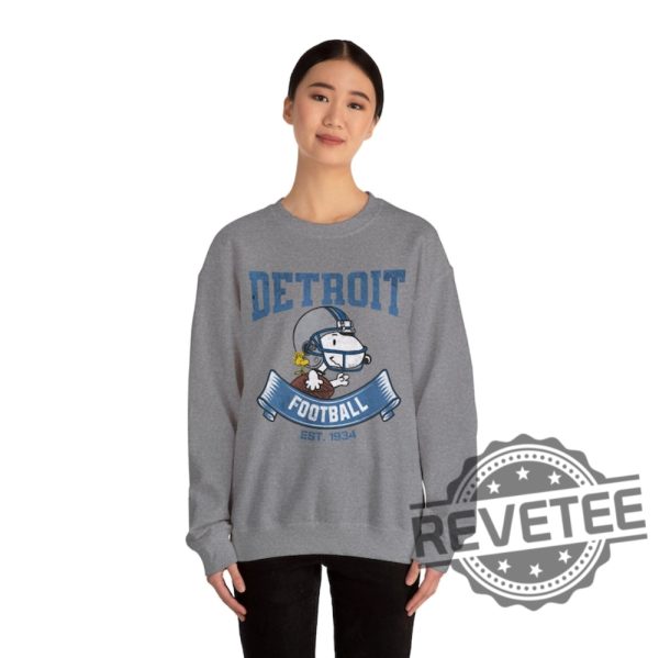 Peanuts Snoopy Detroit Lions Sweatshirt Hoodie T Shirt Crewneck Charlie Brown Gift For Detroit Lion Fan Men Women Tee Gifts Men Women Unique revetee 6