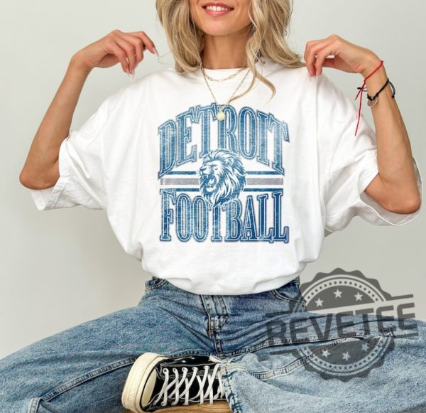 Vintage Detroit Lions Shirt Hoodie Sweatshirt Season Gift For Detroit Football Fans Men Women Birthday Christmas Tee Shirts Tshirt Unique revetee 3