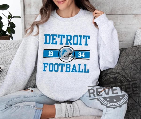 Detroit Lions Sweatshirt Hoodie T Shirt Crewneck Game Day Tee Sweater Football Fan Gift Sunday Gifts For Men Women Birthday Unique revetee 5