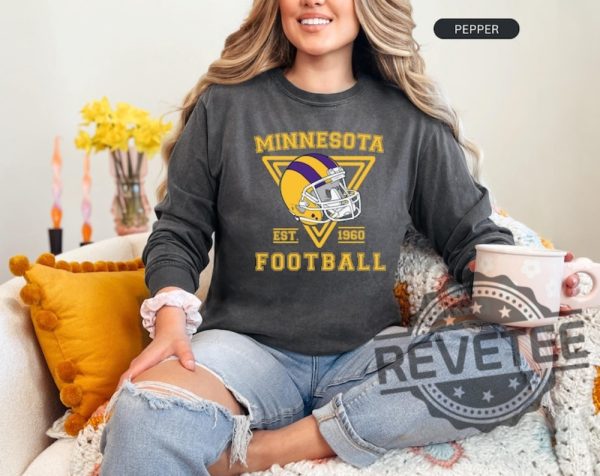 Minnesota Vikings Football Shirt Hoodie Sweatshirt Crewneck Retro Tee Gifts For Fan Mens Womens Birthday Gift Sweater Pullover Hoodies Unique revetee 1 3