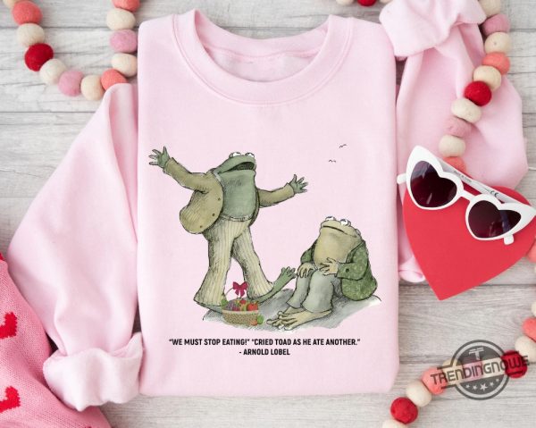 Frog And Toad Frog Shirt Whimsical And Nostalgic Tee For Frog Fans trendingnowe 2