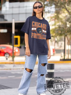 Vintage Chicago Bears Football Crewneck Sweatshirt Tshirt Hoodie Gifts For Fan Mens Womens Gift Birthday Retro Shirts Tee Chicago Sweatshirts revetee 1 1