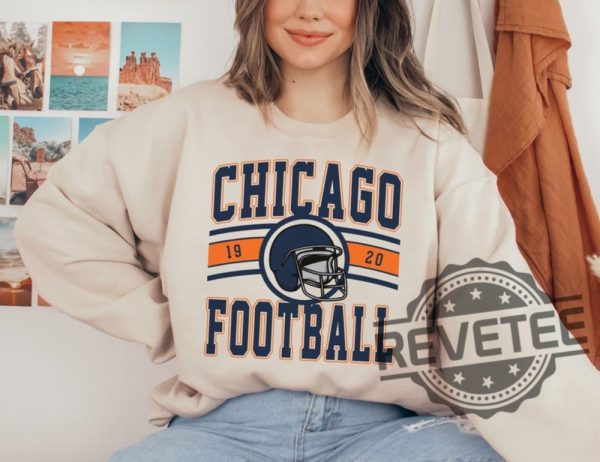 Vintage Chicago Bears Football Crewneck Sweatshirt Tshirt Hoodie Gifts For Fan Mens Womens Gift Birthday Retro Shirts Tee Chicago Sweatshirts revetee 1 2