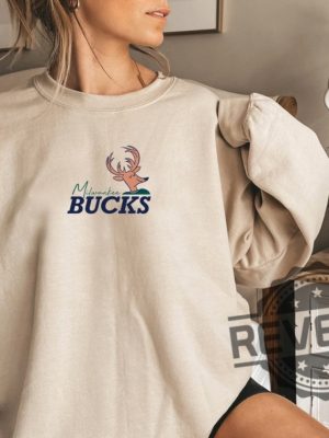 Vintage Bango Milwaukee Bucks Crewneck 2X Mba Champs Tshirt Hoodie Sweatshirt Tee Gift For Fan Mens Womens Birthday Gift Sweater Pullover Hoodies revetee 1 1