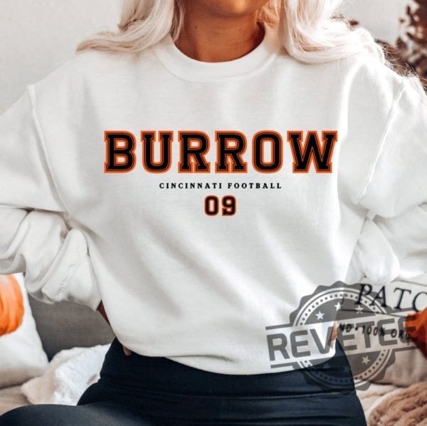 Joe Burrow 09 Cincinnati Bengals Sweatshirt Hoodie Tshirt Tee Gift For Mens Womens Joe Burrow Jersey Retro Vintage Jersey Sweater Pullover Hoodies revetee 1