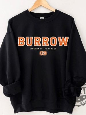 Joe Burrow 09 Cincinnati Bengals Sweatshirt Hoodie Tshirt Tee Gift For Mens Womens Joe Burrow Jersey Retro Vintage Jersey Sweater Pullover Hoodies revetee 1 1