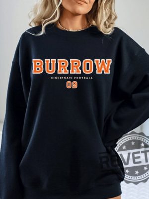 Joe Burrow 09 Cincinnati Bengals Sweatshirt Hoodie Tshirt Tee Gift For Mens Womens Joe Burrow Jersey Retro Vintage Jersey Sweater Pullover Hoodies revetee 1 2