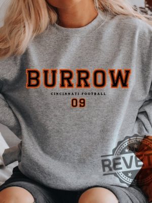 Joe Burrow 09 Cincinnati Bengals Sweatshirt Hoodie Tshirt Tee Gift For Mens Womens Joe Burrow Jersey Retro Vintage Jersey Sweater Pullover Hoodies revetee 1 6