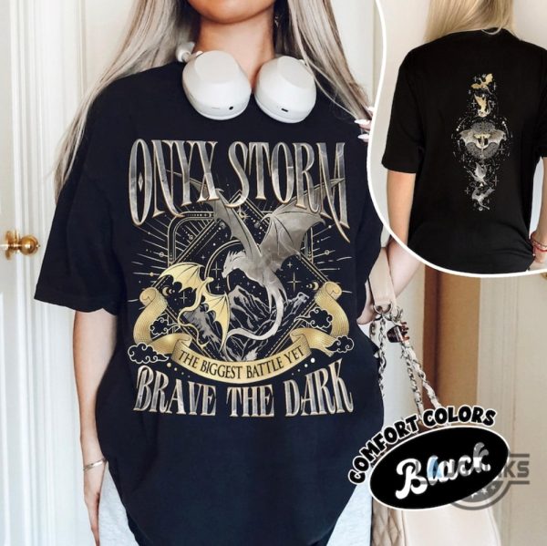 onyx storm brave the dark shirt fourth wing series t shirt sweatshirt hoodie