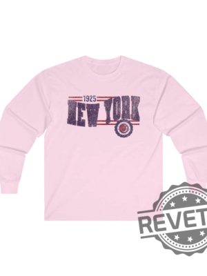 New York Giants Retro Crewneck Long Sleeve Tshirt Hoodie Ny Unisex Shirts Game Day Tshirt Giant Football Fan Gift Mens Womens Unique revetee 1 7