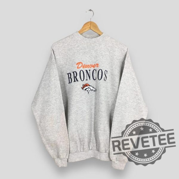 Vintage Denver Broncos Football Nfl Embroidery Sweatshirt Tshirt Hoodie Crewneck Denver Broncos Super Bowl Sweater Embroidered Unique revetee 1