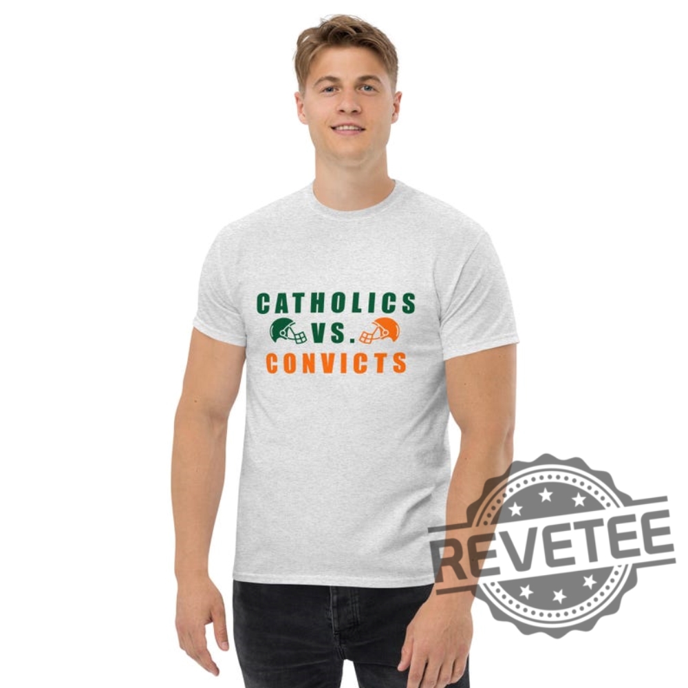 Catholics Vs Convicts Shirts Vintage 1988 T Shirt Hoodie Sweatshirt Tee Gift For Fan Men Women Miami Hurricanes Notre Dame Fighting Irish