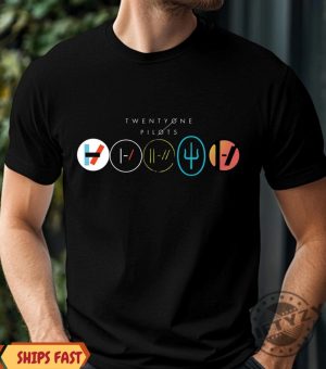 Twenty One Pilots Unisex Tee Merchandise Band Shirt Music Concert Fan Apparel Alternative Rock Graphic Hoodie Gift For Fans giftyzy 4