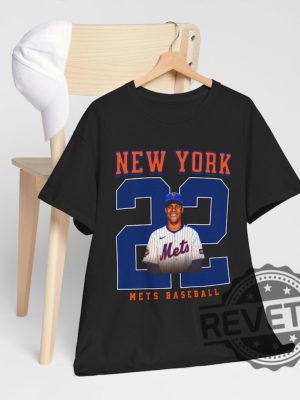 New York Mets Juan Soto 22 Tshirt Hoodie Sweater Soto Nyc Mets Apparel Sweater Pullover Hoodies Mlb Baseball Tee Vintage Unique revetee 1 1