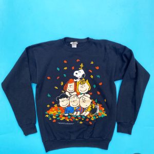 peanuts snoopy charlie brown fall autumn halloween vintage shirt reprinted