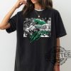 Philadelphia Eagles Saquon Barkley Jumping With Signature Funny Vintage Tshirt Hoodie Sweatshirt Tee Gift For Fan Retro Crewneck Hoodies Unique revetee 1