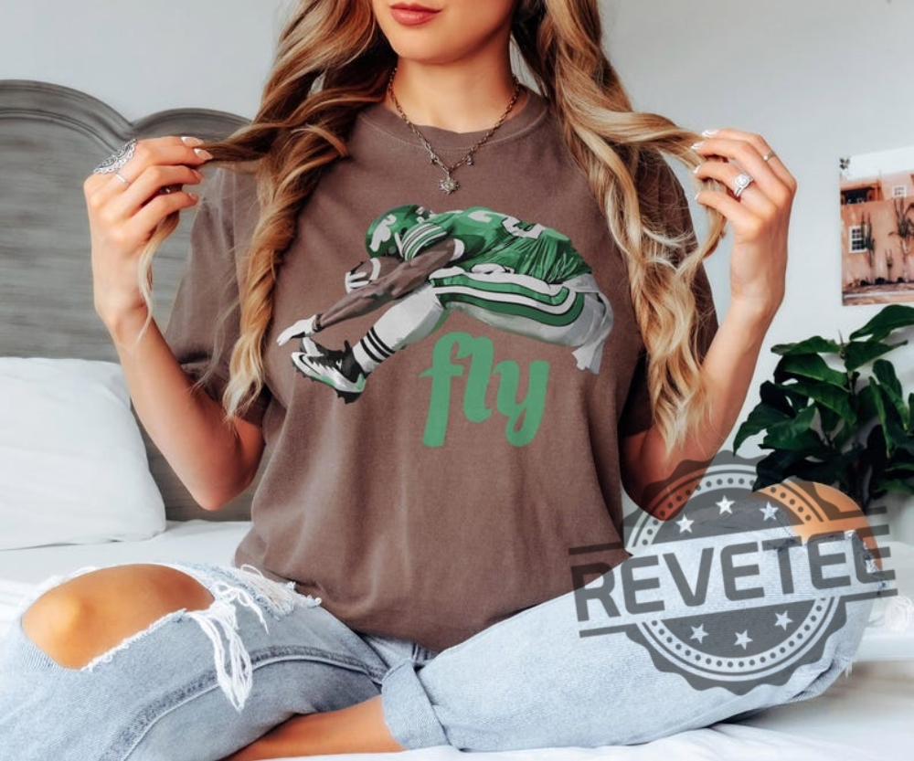 "Unique Philadelphia Eagles Apparel: T-Shirts, Hoodies, Sweatshirts for Fans" 11 Philadelphia Eagles Saquon Barkley Fly T Shirt Hoodie Sweatshirt Tee Gift For Fan Mens Womens Crewneck Pullover Hoodies Unique