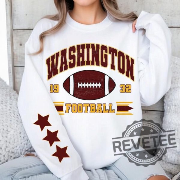 Vintage Washington Commanders Crewneck Hoodies Sweatshirt Tshirt Tee Gift For Fan Mens Womens Retro Shirts Near Me Unique revetee 1