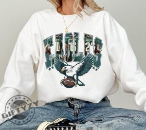 Philadelphia Eagles Football Trendy Shirt giftyzy 2