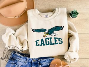 Philadelphia Eagles Football Fans Tshirt giftyzy 4