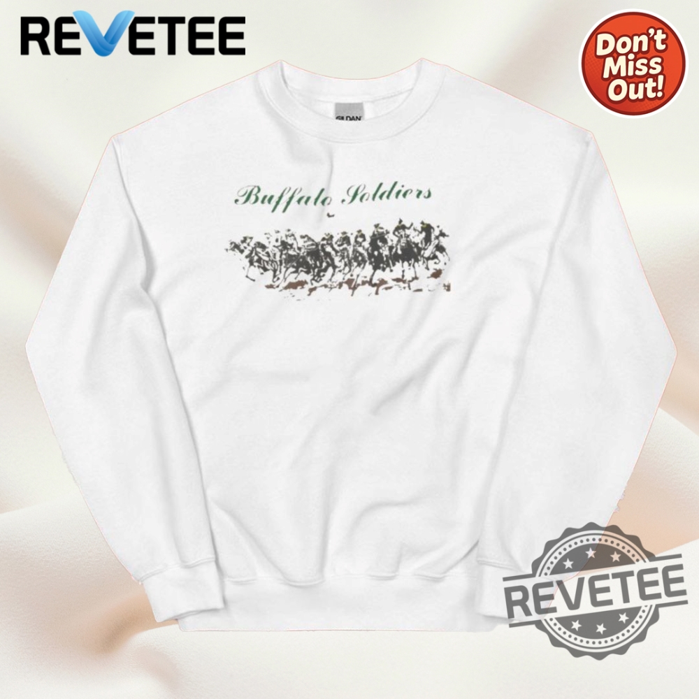Beyonce Wearing Buffalo Soldiers Hoodie Sweatshirt revetee 1