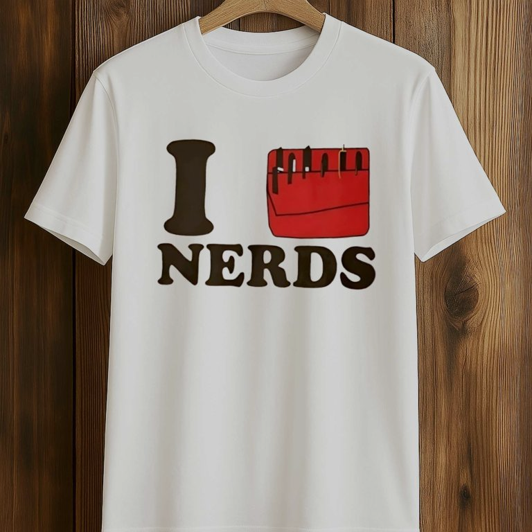 Cat Valentine I Heart Nerds Shirt | Iconic Victorious Y2K Tee
