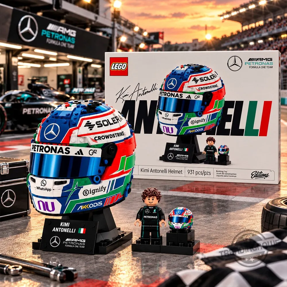 LEGO Mercedes AMG F1 Kimi Antonelli Helmet Building Set 6 LEGO Mercedes AMG F1 Kimi Antonelli Helmet Building Set