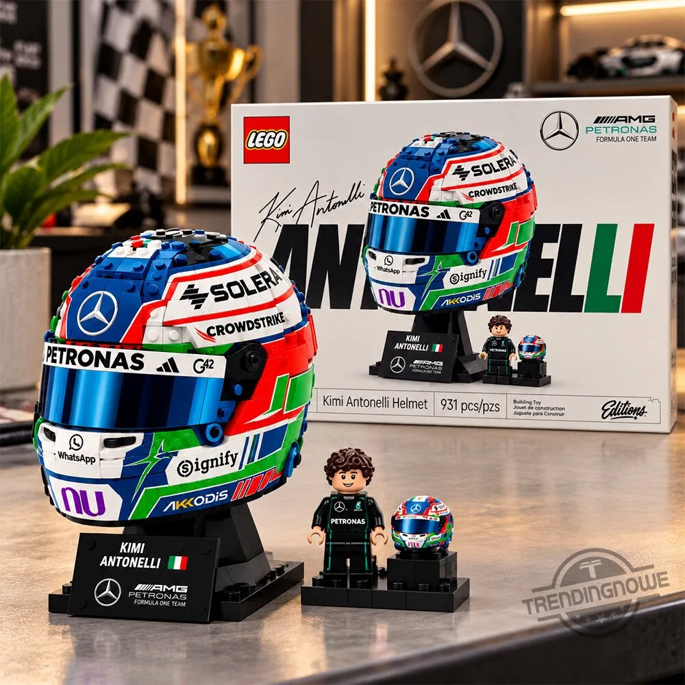 LEGO Mercedes AMG F1 Kimi Antonelli Helmet Building Set 8 LEGO Mercedes AMG F1 Kimi Antonelli Helmet Building Set