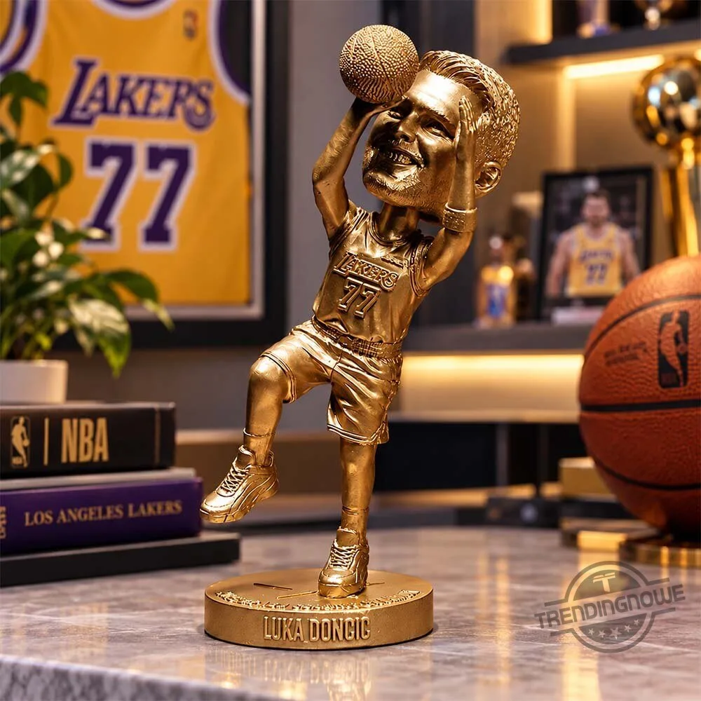 Los Angeles Lakers Gold Luka Doncic Bobblehead Figure Giveaway 2026 5 Los Angeles Lakers Gold Luka Doncic Bobblehead Figure Giveaway 2026