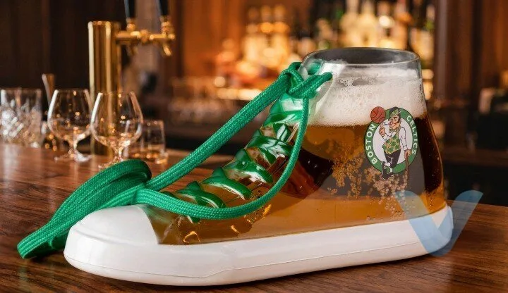 Boston Celtics sneaker-shaped beer cup TD Garden 4 Boston Celtics sneaker-shaped beer cup TD Garden